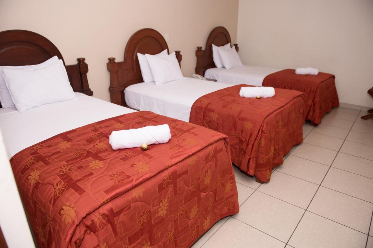 Hotel Presidente Трухильо Экстерьер фото